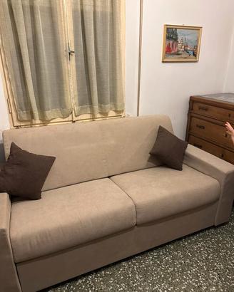 Divano letto tre posti 