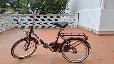 Bicicletta Graziella colore bordeaux 