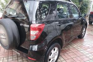 terios 1,5 4 WD a gas