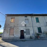 VILLA A SCHIERA A POLESINE ZIBELLO