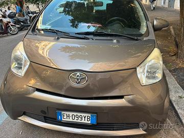 IQ 1.0 CVT LOUNGE 50kw anche per neopatentati
