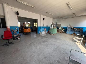 CAPANNONE A OGLIANICO