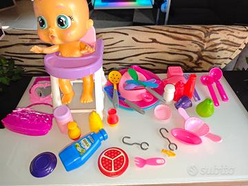 Bambolotto con seggiolone- set accessori cucina 