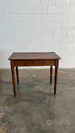 Tavolo desk vintage in abete