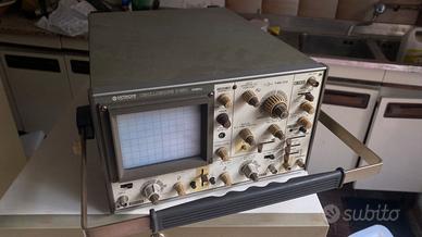 Oscilloscopio Hitachi V-550