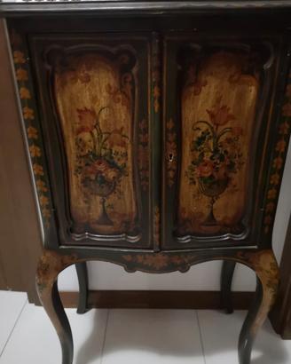 mobiletto stile veneziano