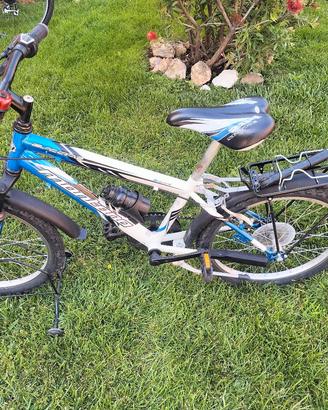 bicicletta MTB ragazzo