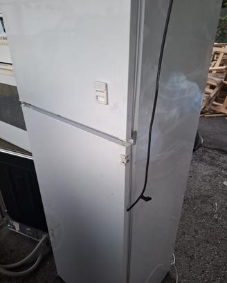 Frigo da incasso Ariston Hotpoint