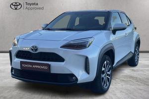 TOYOTA Yaris Cross 1.5 Hybrid 5p. E-CVT AWD-i Tr