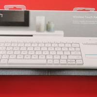 Logitech tastiera wireless con mouse pad k400 plus