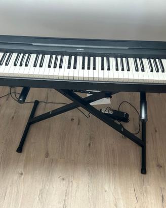 Pianoforte digitale Yamaha P-45 88 tasti + pedal