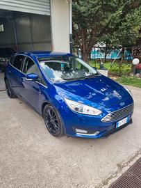 FORD Focus 3ª serie - 2015