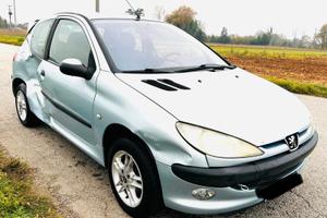 206 Peugeot 1.4 neopatentato 2002 frizione nuova