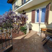 CASA SEMINDIPENDENTE A MONTEMARZINO