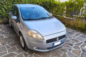 Grande Punto 1.4 usata a  metano