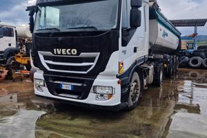 Trattore Iveco con Vasca