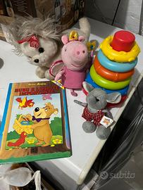 Gioco , peluche e libro