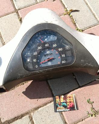 manubrio plastica vespa piaggio 50 v n contachilom