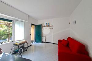 3 LOCALI A RECCO