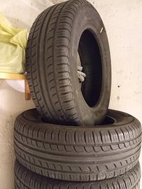 Gomme estate 195/65/R15