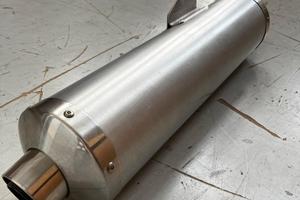 Scarico originale Yamaha R6 2000