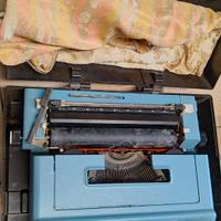 Macchina da scrivere Olivetti Studio 46