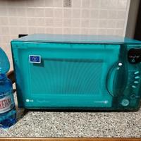 Forno a microonde LG mai usato