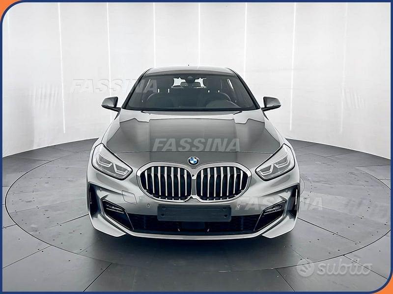 BMW 1 Series 2024 photo 2