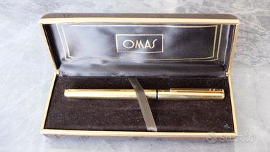 Penna stilografica OMAS placcata oro