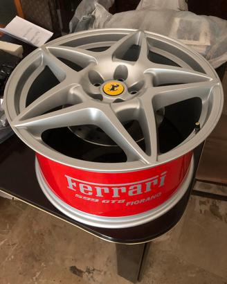 Cerchio ferrari 599 gtb fiorano TAVOLINO