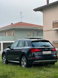 Audì Q5 quattro sport 190 anno 12/2017