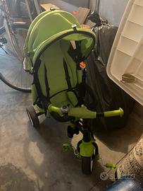 Passeggino con pedali