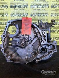 HONDA FRV cambio usato D17A2