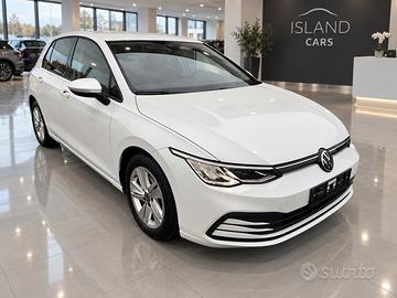 Volkswagen Golf VIII 1.0 TSI