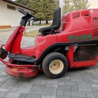 Trattorino tagliaerba 