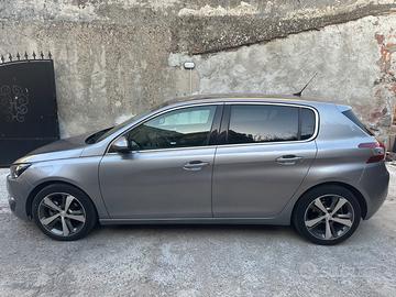 Peugeot 308 1.6 HDi 120cv allure