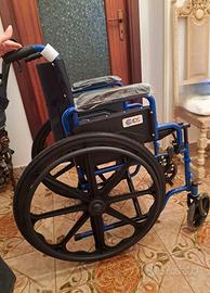 Sedia a rotelle nuova
