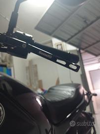 moto leoncino Benelli 500 trial