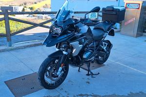 2021 BMW gs 1250 triple black