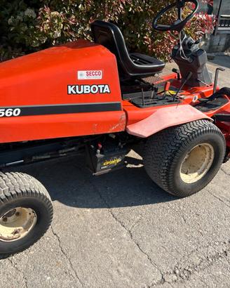T49 - Tagliaerba 4x4 kubota f3560