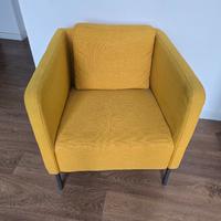 Poltrona sedia ikea EKERÖ rossa e gialle