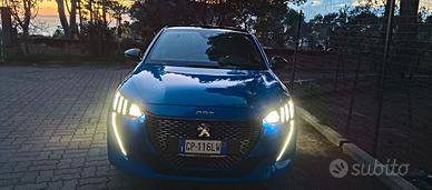 Peugeot 208 gt