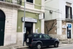 Locale ad uso commerciale