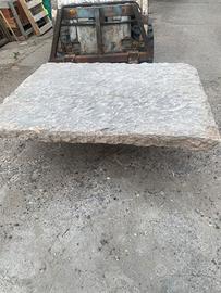 Antica pietra da zerbino