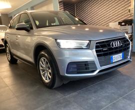 Audi Q5 35 TDI quattro S tronic Business