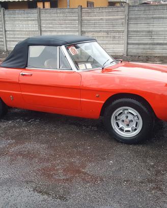 Alfa Romeo Duetto