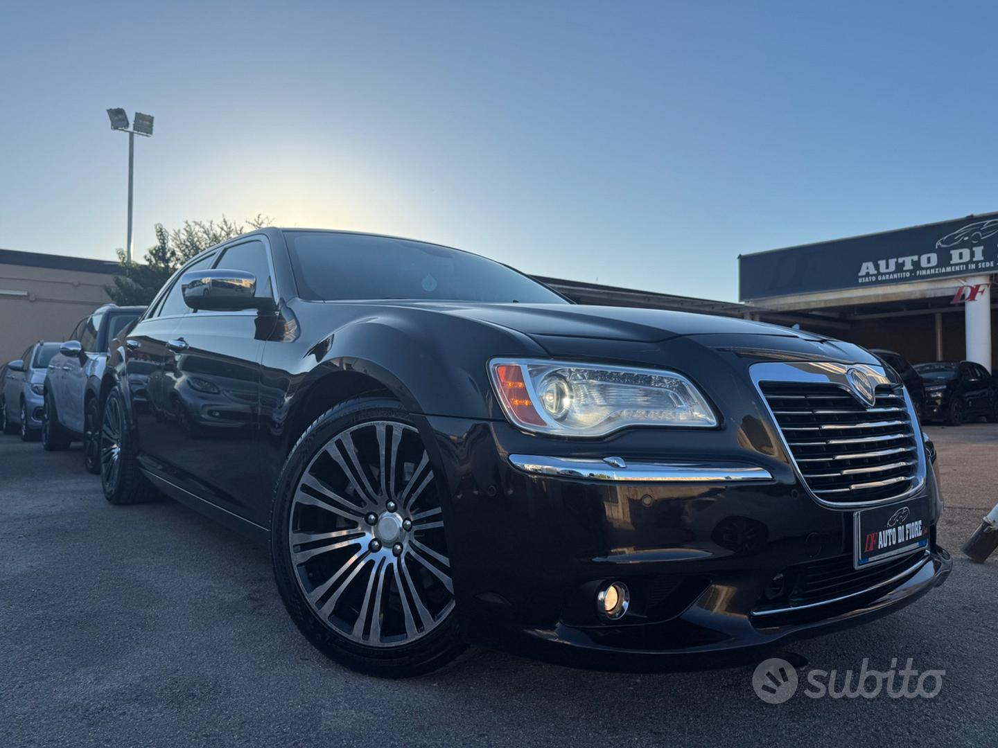 Lancia Thema Executive 3.0 V6 Multijet 239ch - Camera - Sièges élécriques à mémoire - Navi - Led
