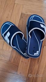 ciabatte piscina Arena