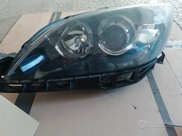 Faro sinistro mazda 3