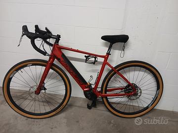Gravel e bike elettrica 